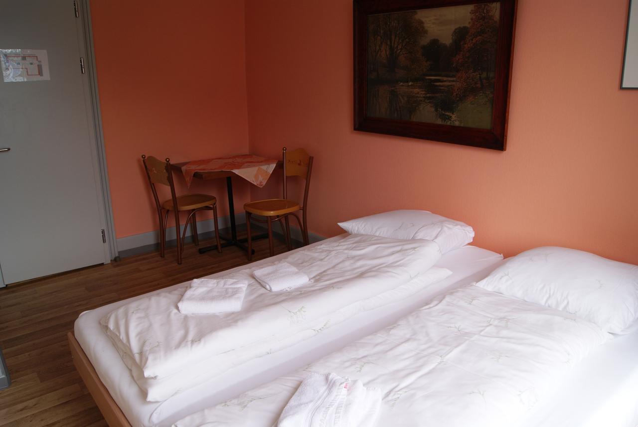 Hotel Schlosspintli シュピーツ エクステリア 写真